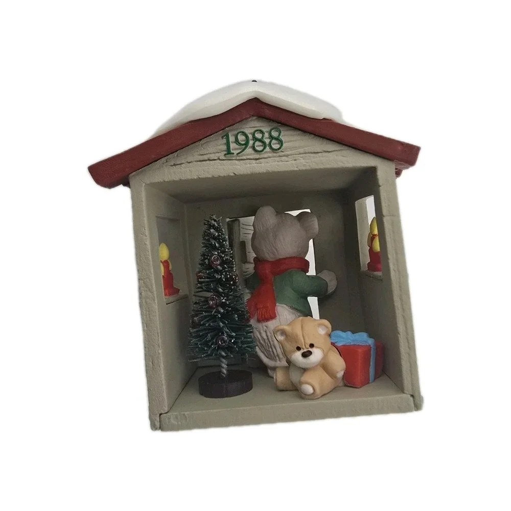 VTG‎ 1988 Club Members Only Bear Christmas Ornament Clubhouse Woods Rustic